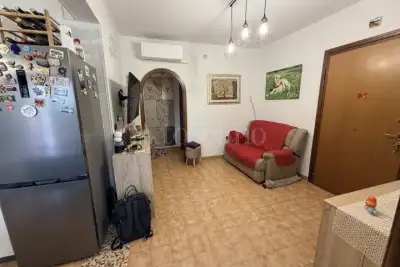 Casa in vendita, Piazzale Aldo Moro, Pomezia