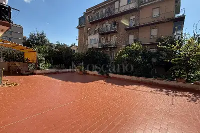 Casa in vendita, Via della Consolata, Roma