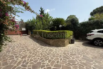 Villa Bifamiliare in vendita, Via degli Accoramboni, Roma