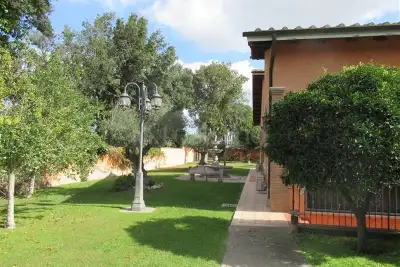 Villa in vendita, Viale di Castel Porziano , Roma
