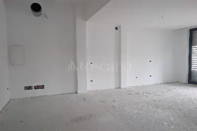 Negozio in affitto, Viale Gianluigi Bonelli, Roma