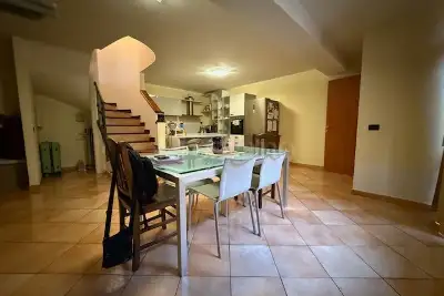 Villa Plurifamiliare in vendita, va Venezia, Sabaudia