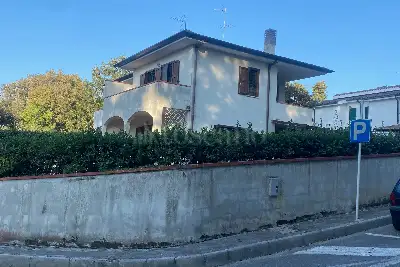 Villa in vendita, Via del Sagittario, Colle Piuccio, Sabaudia, Sabaudia
