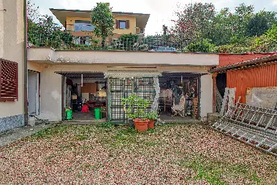 Villa Bifamiliare in vendita, Via dei Platani, Lavena Ponte Tresa