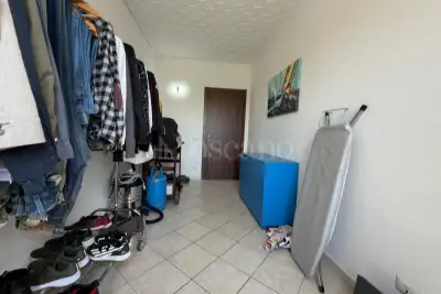 Capannone in vendita, Via Aldo Moro, Ladispoli