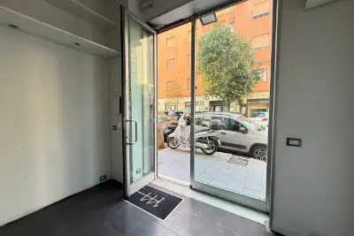 Negozio in vendita, Via di Monte Verde, Roma