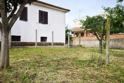 Villa in vendita, Via dei Gelsomini, Pomezia