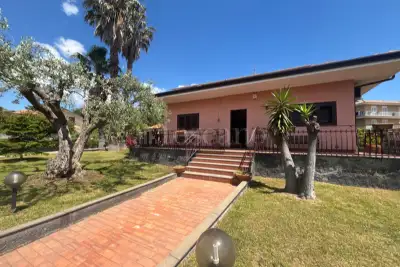 Villa in vendita, Via della Betulla, Trecastagni