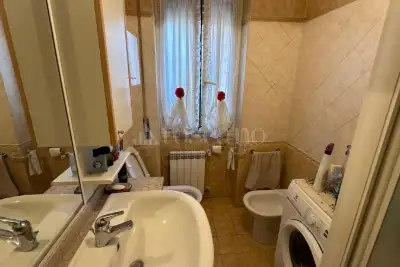 Casa in vendita, Via delle Acacie, Roma