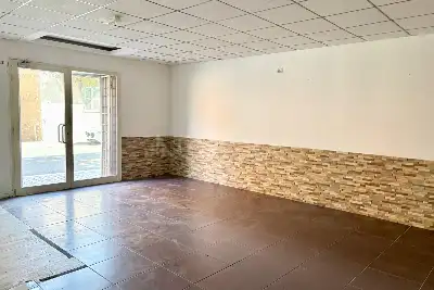 Negozio in vendita, Via G. Amendola, Mentana