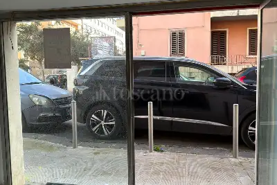 Negozio in affitto, Via Adige, Siracusa
