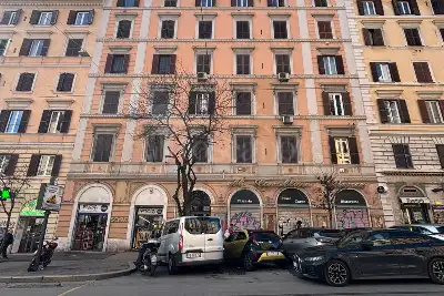 Casa in vendita, Via Emanuele Filiberto, Roma