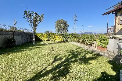 Villa in vendita, Via Giacomo Leopardi, Nepi