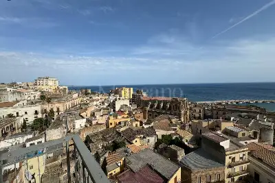 Casa in vendita, Appartamento in Sciacca (AG) nella Piazza Inveges , Sciacca