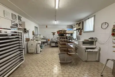 Laboratorio in vendita, Via Torricella di Sopra, Brescia