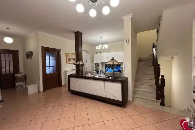 Villa in vendita, Via Rifiano, Roma