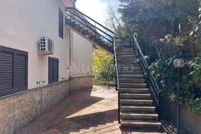Villa in vendita, Via Regina Bianca di Navarra, Nicolosi