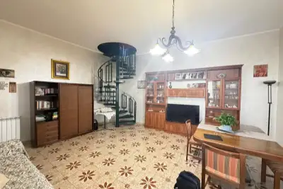 Casa Indipendente in vendita, Via dell'Oro, Catania