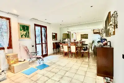 Villino a Schiera in vendita, Via del Fosso dell'Acqua Mariana, Roma