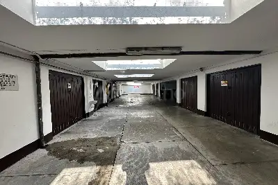 Box in affitto, Via Pietro Redaelli, Milano