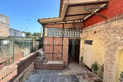 Casa in vendita, Via Grotte di Castro, Roma