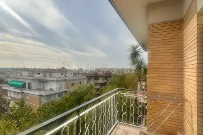Casa in vendita, Via Sestio Calvino, Roma
