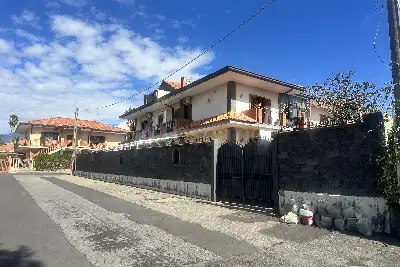 Casa in vendita, Via Eugenio Montale, Mascalucia