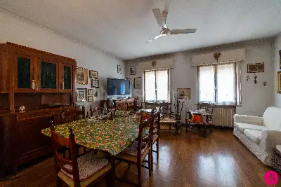 Villino a Schiera in vendita, Via Prasecco, Pordenone