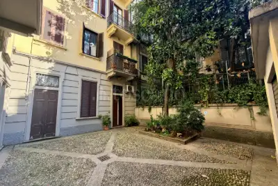 Casa in vendita, Via Plinio, Milano