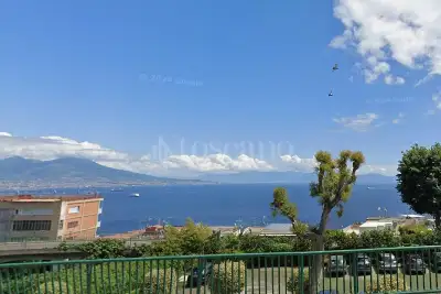 Box in vendita, Via Alessandro Manzoni, Napoli