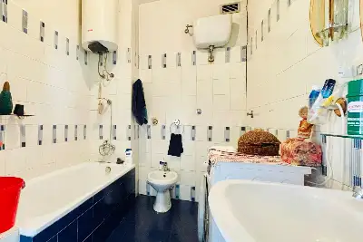 Casa in vendita, Viale dei Caduti per la Resistenza, Roma