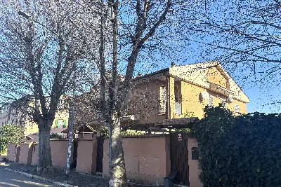 Casa in vendita, Via della Verbena, Roma