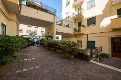 Casa in vendita, Via Gian Luca Squarcialupo, Roma