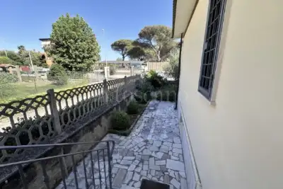Villa Bifamiliare in vendita, Via Filippo Cuggiani, Fiumicino
