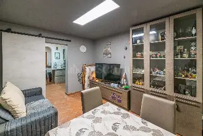 Villino a Schiera in vendita, Largo dell'Olgiata, Roma