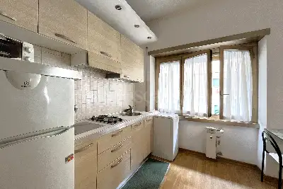 Casa in vendita, Via Caprese, Roma