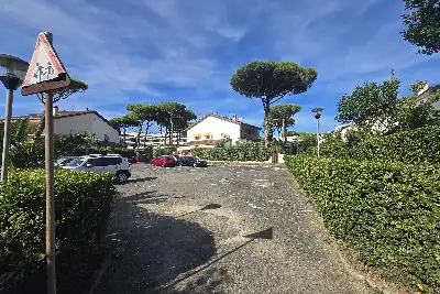 Villa Plurifamiliare in vendita, Piazzale Garda, Santa Marinella