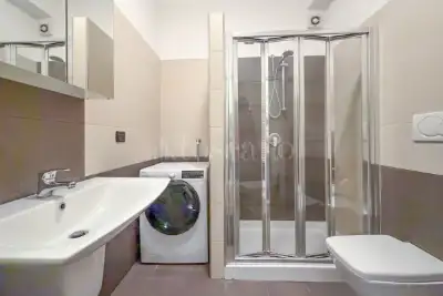 Casa in vendita, Via Raffaello Sanzio, Milano