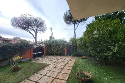 Villa Bifamiliare in vendita, Via Claudio Merulo, Roma