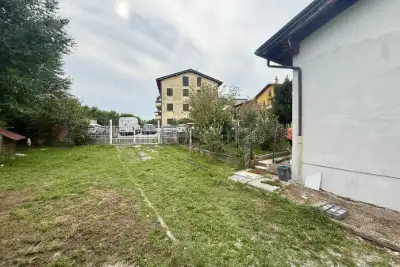 Casa Indipendente in vendita, Via Luigi Pirandello, Montichiari
