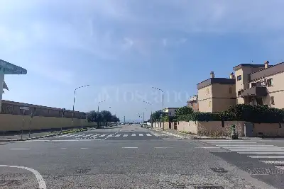 Casa in vendita, Piazza Liguria, Anzio