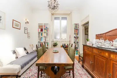 Casa in vendita, Via Sardegna 44, Milano