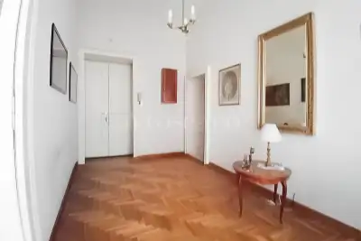 Casa in vendita, Piazza Giuseppe Garibaldi, Napoli