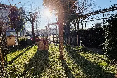 Villino a Schiera in vendita, Via Padre Ottorino Marcolini, Brescia