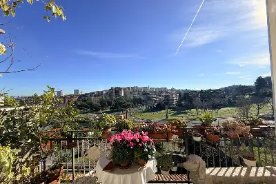 Villino a Schiera in vendita, Via Mar della Cina, Roma