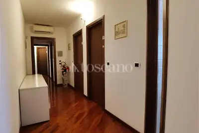 Casa in vendita, Via Angelo Inganni, Milano