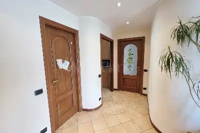 Casa in vendita, Lezzeno; Loc Pescaù, Lezzeno