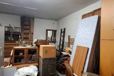 Magazzino in vendita, Via Paolo Bovi Campeggi, Bologna