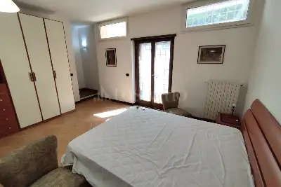 Villino a Schiera in vendita, Via Fanano, Roma