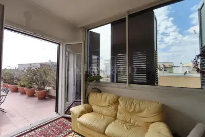 Casa Indipendente in vendita, Via Barletta, Brindisi